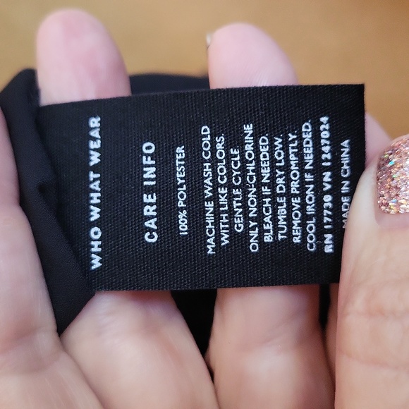 Who What Wear black chiffon style puff pleated long sleeve blouse. Med - Picture 13 of 14